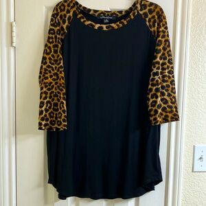 4/$20 Hawthorne blouse
